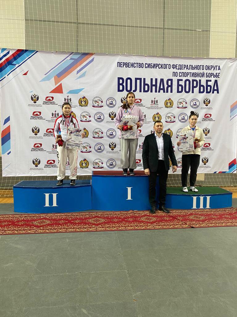 Закончилось Первенство СФО по вольной борьбе В Новосибирске