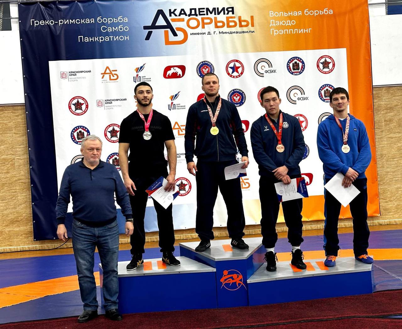 Результаты чемпионата СФО по вольной борьбе