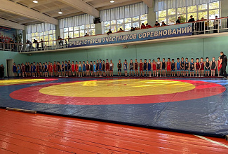 С 17 по 19 октября в Канске прошло первенство Красноярского края по греко-римской борьбе памяти С.Н. Харитонова