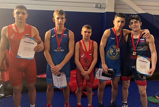 Спортсмены Школы завоевали 5 медалей на первенстве города по вольной борьбе
