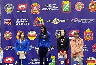 Спортсменки Школы завоевали 3 медали на Кубке России по вольной борьбе в Московской области