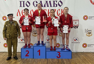 Открытый турнир по самбо «Памяти павших во имя живых» в Лесосибирске