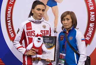 "Klippan lady open" международный турнир по вольной борьбе среди женщин и кадеток