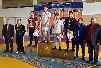 Всероссийский турнир по греко-римской борьбе на призы олимпийского чемпиона Алексея Шумакова