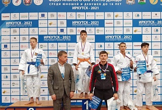 Спортсмены Школы завоевали три медали на первенстве Сибири по дзюдо