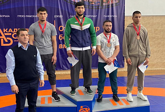 Чемпионат СФО по греко-римской борьбе среди мужчин в Красноярске