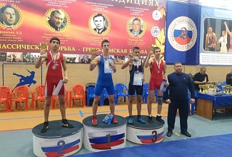  Всероссийские соревнования по греко-римской борьбе среди юношей памяти заслуженного тренера РСФСР И.М.Селетникова